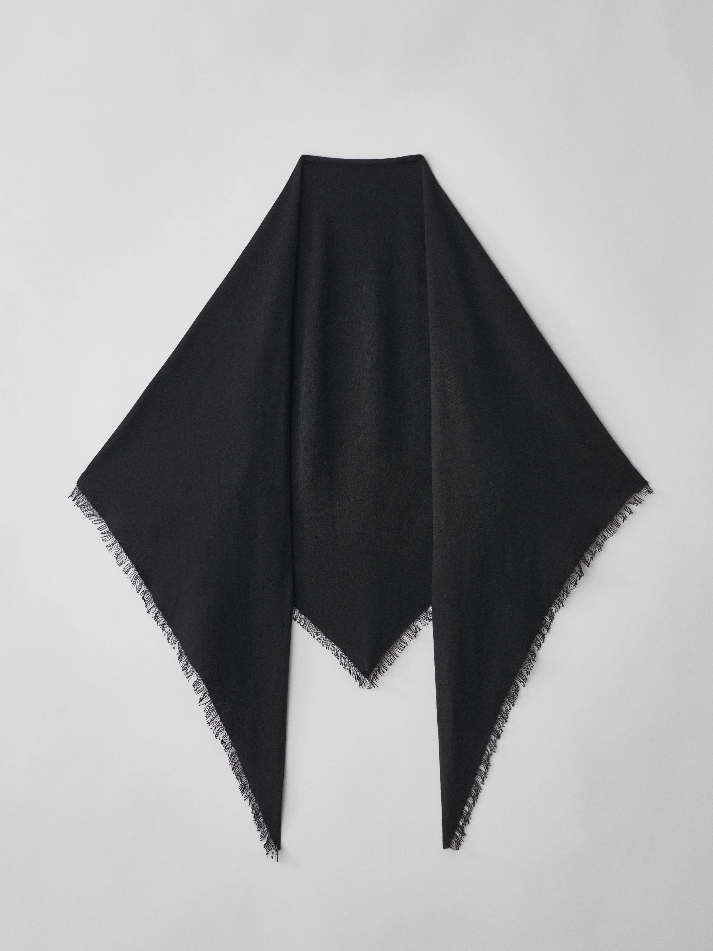 The Alvit Bandana Scarf - Image 5